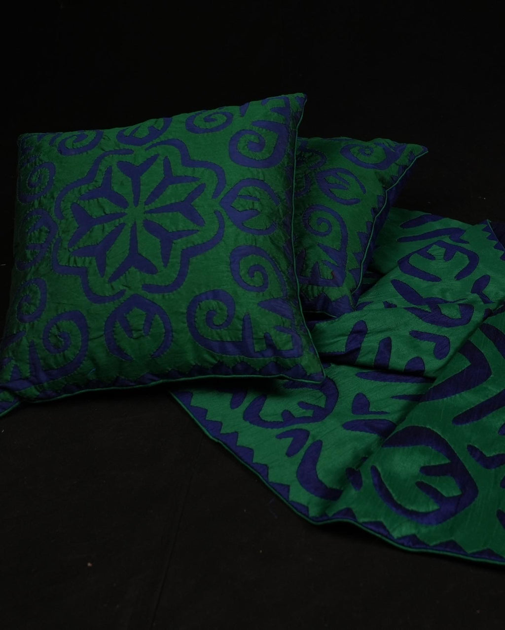Applique Cushion Cover (Pair)