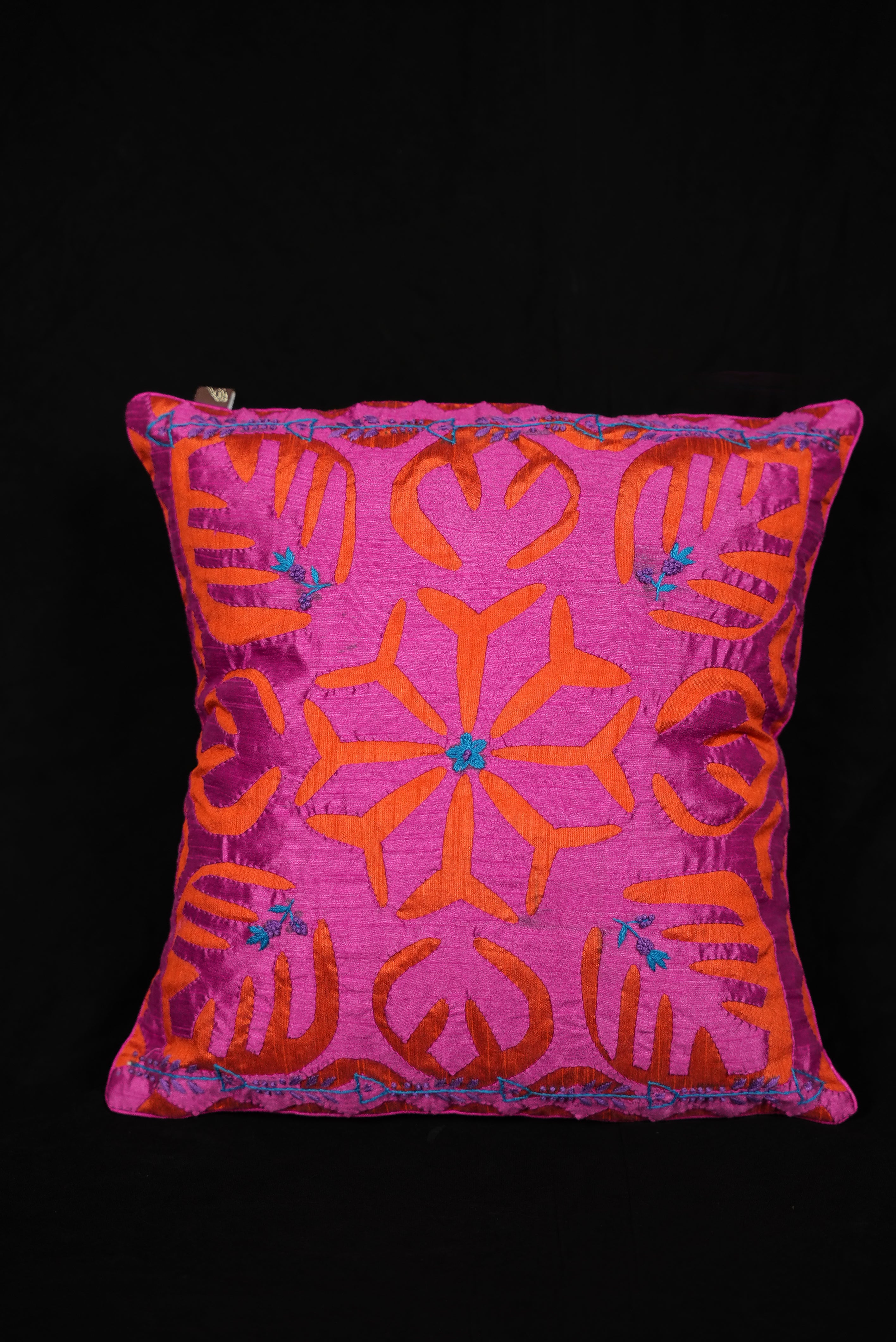 Embroidered Cushion Cover (Pair)