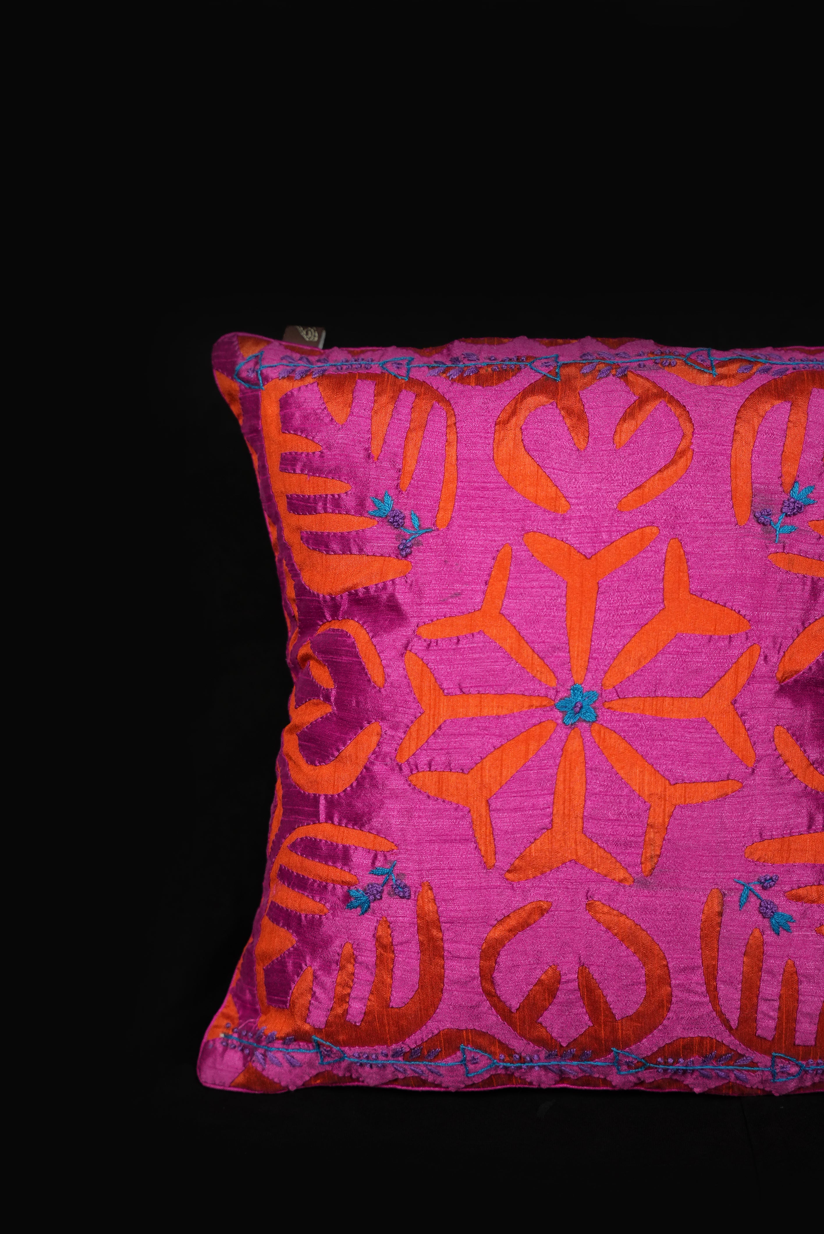 Embroidered Cushion Cover (Pair)