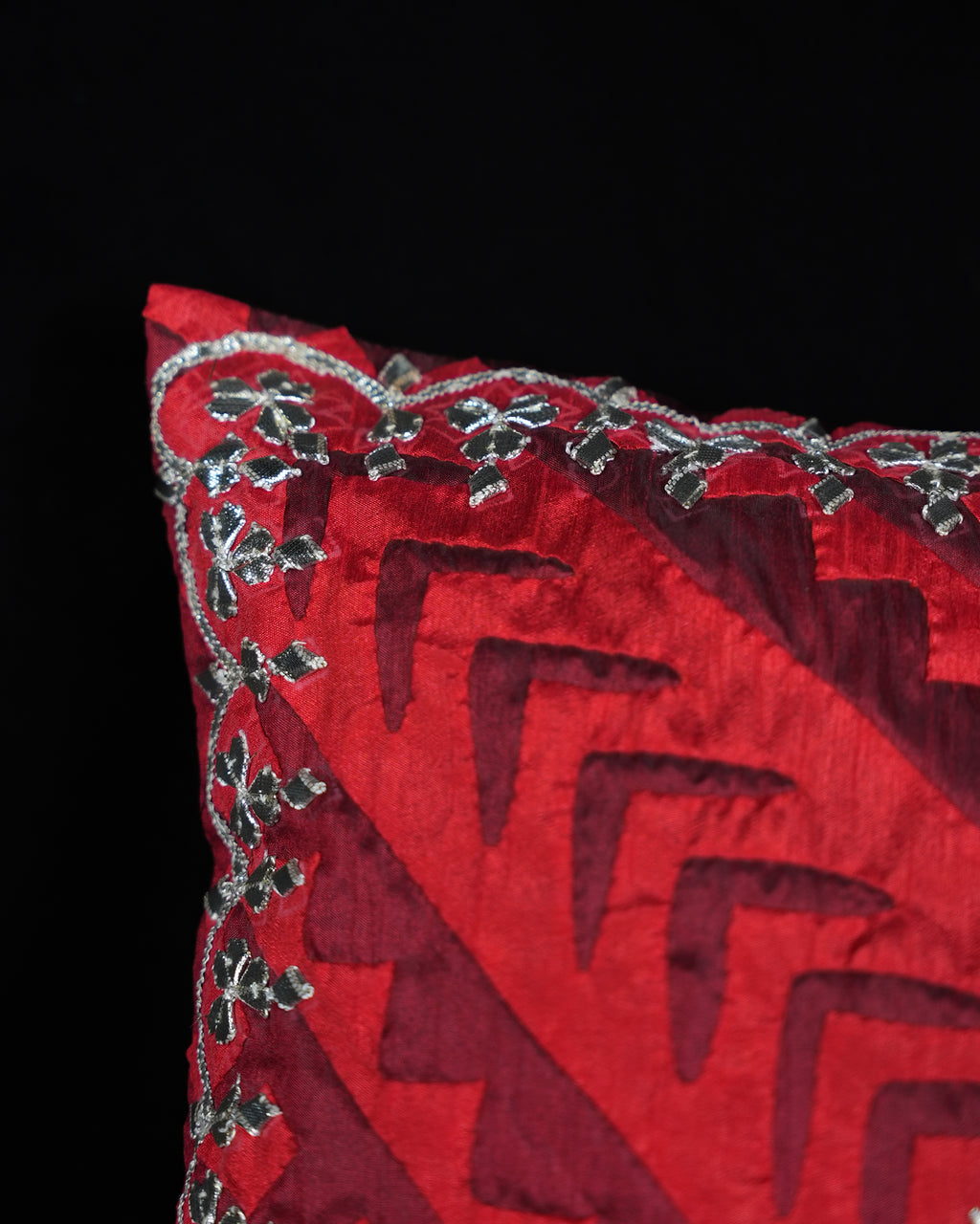 Gota Cushion Cover (Pair)