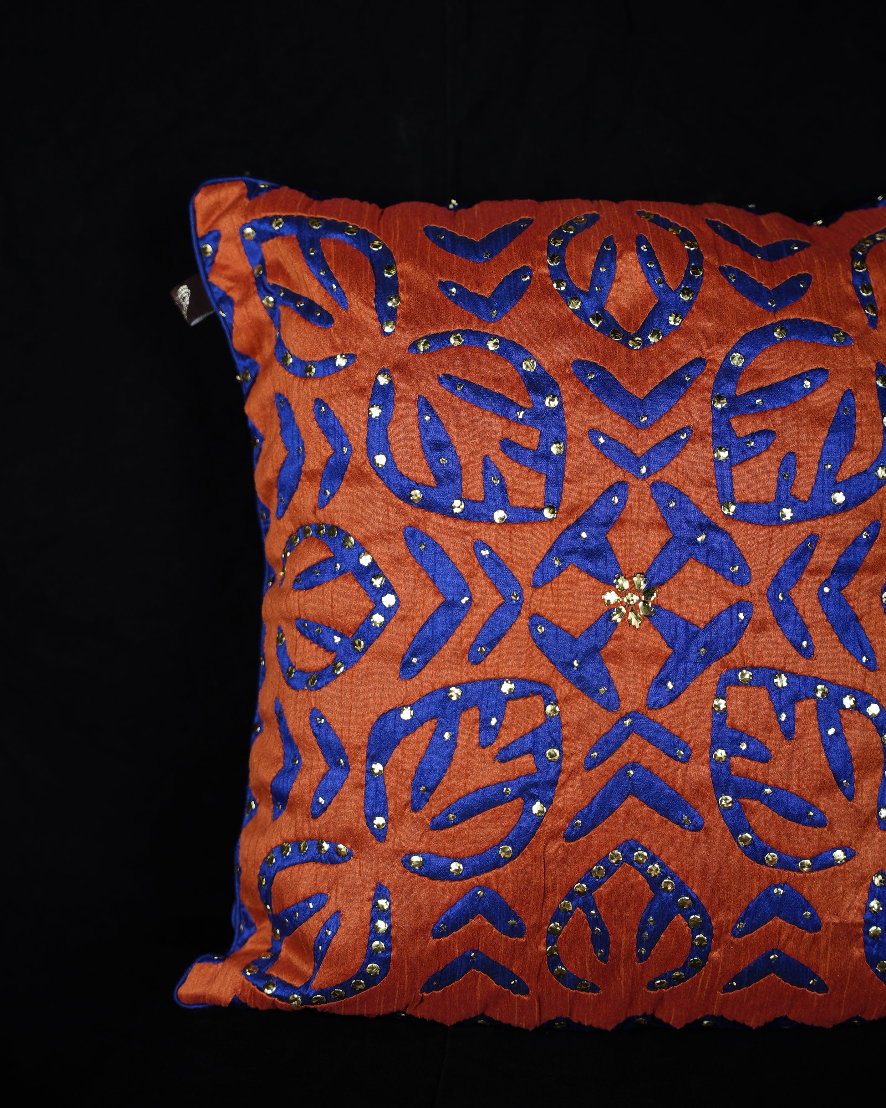 Mukaish Cushion Cover (Pair)