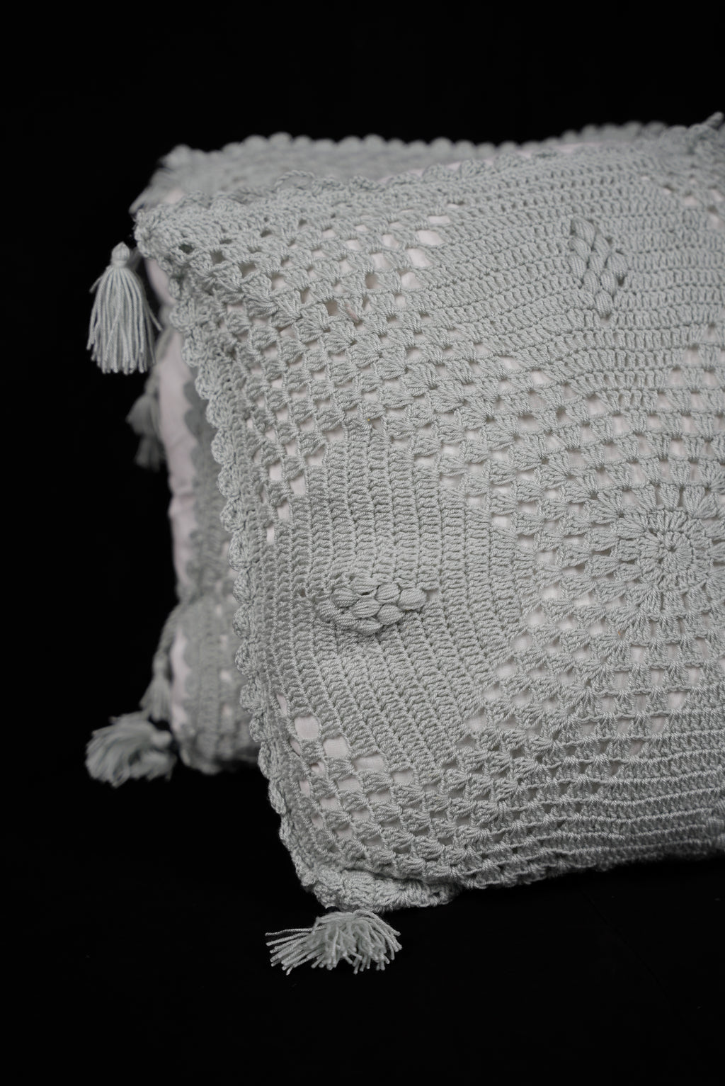 Crochet bedcover queen size & 3 cushions