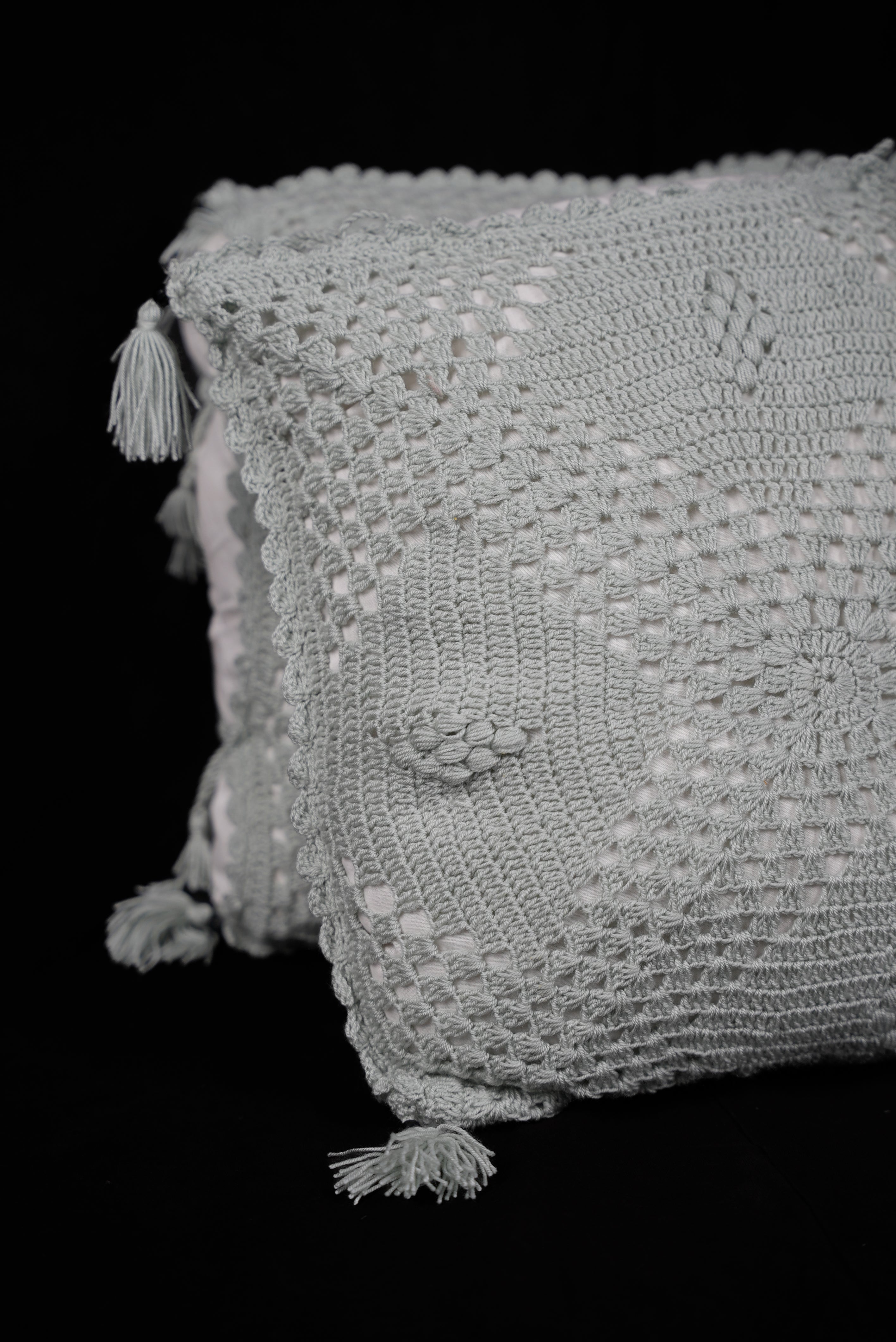 Crochet bedcover queen size & 3 cushions