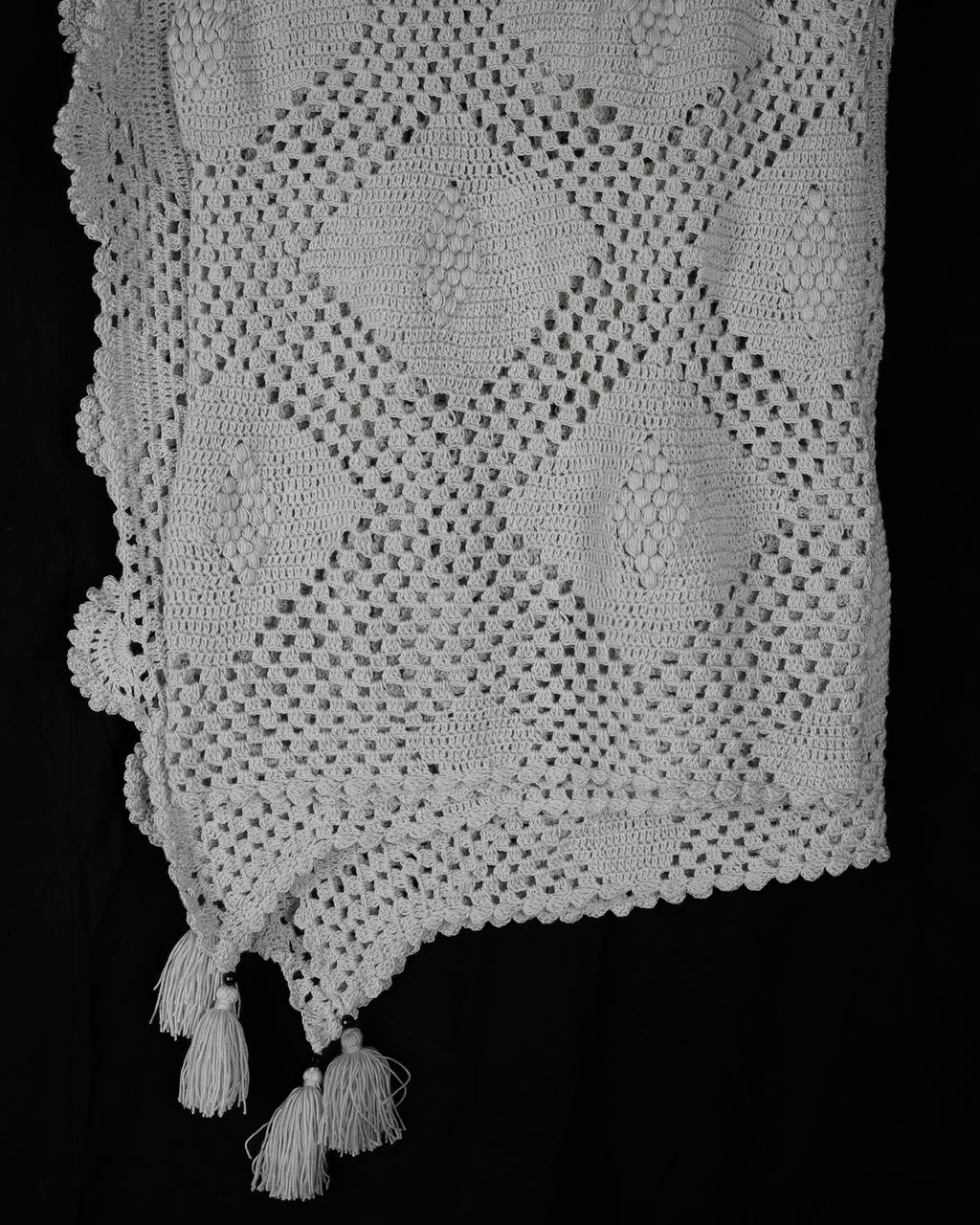 Crochet bedcover queen size & 3 cushions