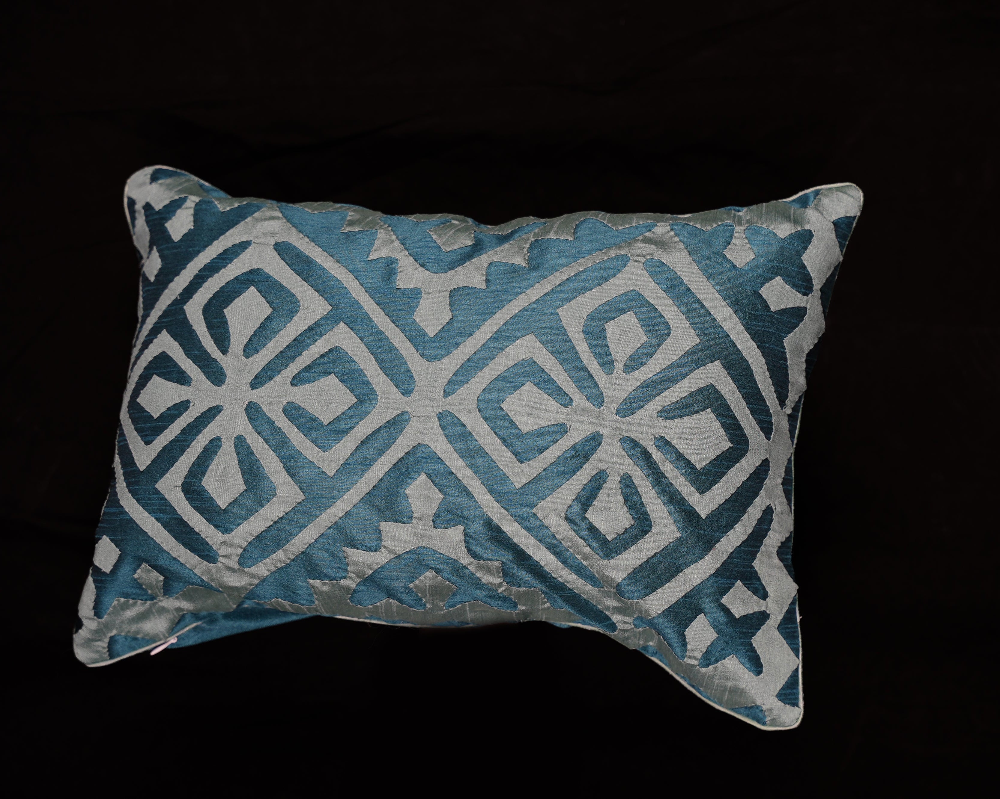 Applique Cushion Cover (Pair)