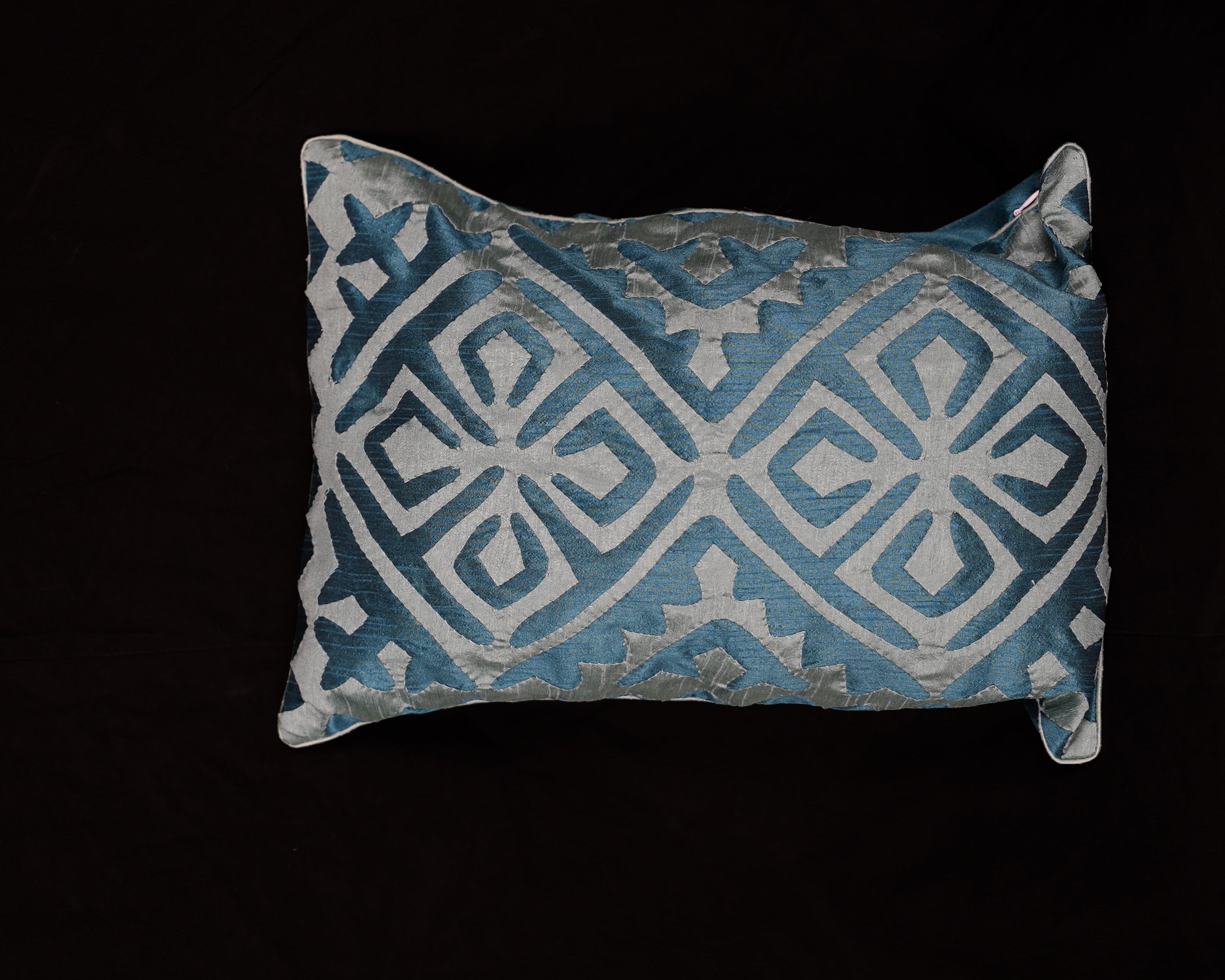Applique Cushion Cover (Pair)