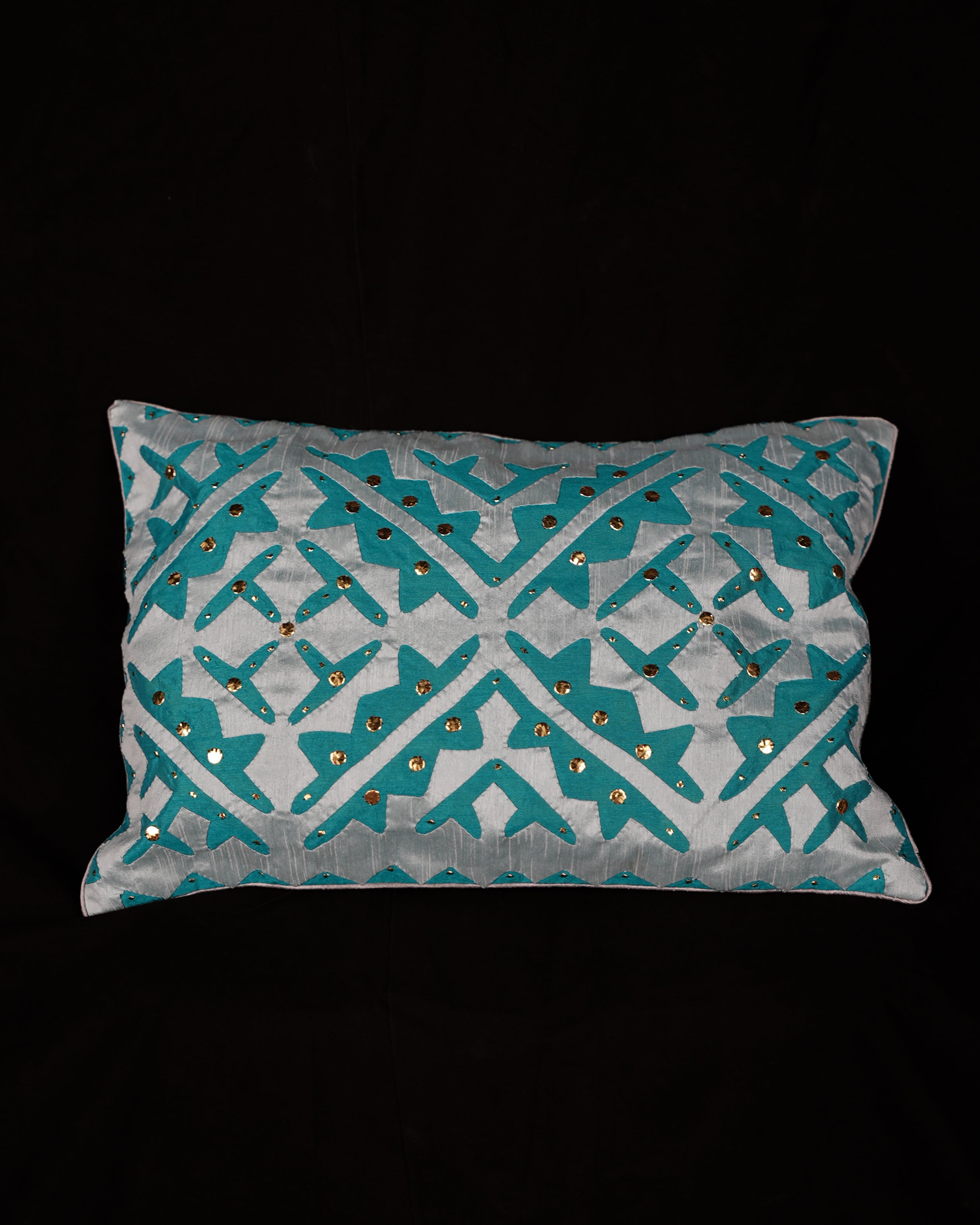 Mukaish Cushion Cover and Runner Set